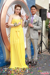 组图：郭富城与苟芸惠同台亮相 大赞对方是女神