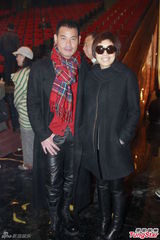 组图：TVB万千星辉颁奖礼 众星参加拜神仪式