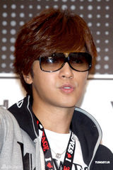 高清图：罗志祥再扩潮店 罗妈代管成“间谍” 