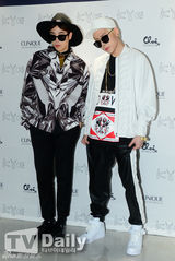 组图：韩星高俊熙missA等潮装看秀时尚有型