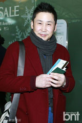 组图：申东烨收美国《SNL》节目邀请出国