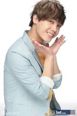 组图：MBLAQ独家时尚写真 帅气身姿风度翩翩