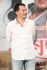 组图：《万有引力》办媒体见面会 莫文蔚丝袜诱惑