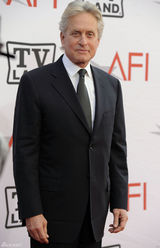 高清图：影评协会终生成就奖颁奖 波特曼美艳