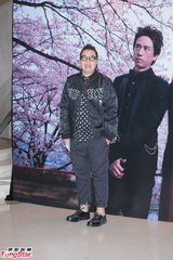 组图：叶佩雯郭伟亮浪漫大婚 陈奕迅喜当兄弟团