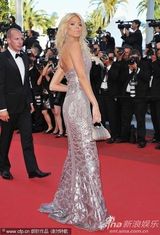 组图：范冰冰艳撑《生命之树》首映 邓文迪夫妇亮相