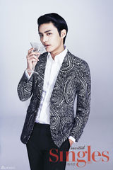 高清组图：金宇彬高庚杓等美男拍写真各具魅力