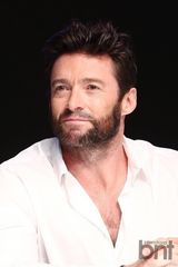 组图：休-杰克曼韩国宣传《金刚狼》剪刀手卖萌