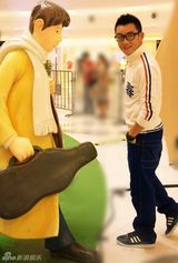 组图：郑恺出席潮流派对 人气剧增成青春代言人