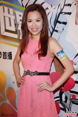 组图：陈百祥制作奢华旅游节目 指此生无憾