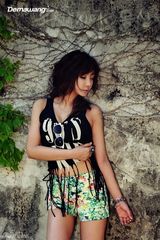 高清组图：韩星朴世美爆乳写真秀勾魂诱人身材