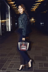 组图：颖儿潮装夜景街拍 摩登女郎时尚动感