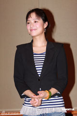 高清图：周韵香港宣传《子弹》 片中造型首度曝光