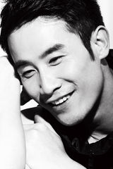 组图：奇道《魅力先生》大片 演绎型男风采