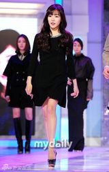 组图：少时TiffanySistar宝拉性感卖萌秀美腿