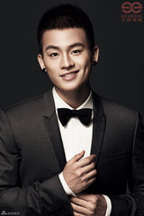 组图：李宇春魏晨领衔天娱大片 2013快男显朝气