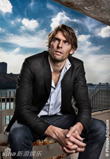 组图：法国泳坛美男展现性感运动魅力