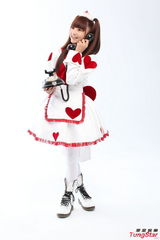 组图：许雅涵入选为宅男女神 独家圣诞私房图曝光