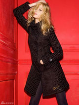 组图：美国超模艾琳-希瑟顿广告写真 裸肩性感