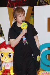 组图：阿信望潮服进军欧美 想不出最强竞争对手