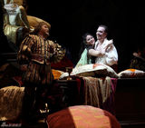 组图：努奇三年三登大剧院 再造《弄臣》沸腾之夜