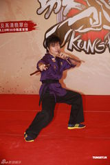 组图：惠英红低胸出镜否认旧绯闻 无线功夫新星打响