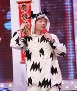 幻灯图：《华人大综艺》录制 王喜得“丈母娘”喜爱