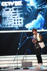 组图：音乐盛典落幕 致敬经典唱响新声