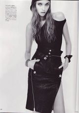 幻灯图集：澳大利亚超模阿比丽登日本《VOGUE》