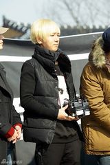 组图：Superjunior利特入伍 队友含泪送行