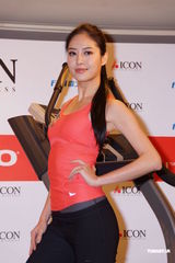 组图：白歆惠日本求姻缘 男友想找圈外人