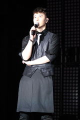 组图：潘玮柏上海巡演 劲歌热舞尽情释放