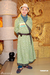 幻灯组图：林峰阿Sa(蔡卓妍)似亲密情侣 狄龙力挺叶童丈夫