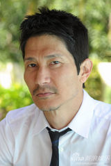 幻灯图集：电影《大爆炸》剧组戛纳拍摄写真