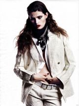 组图：超模坎蒂丝与安雅半裸时尚 中性风另类性感