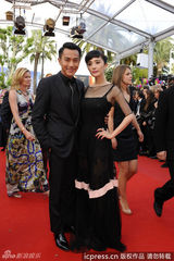 组图：杨幂刘恺威携手出席戛纳品牌活动