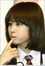 幻灯图：《考死2》进行公开拍摄 黄静茵金秀路出席