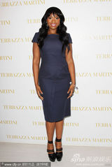 幻灯图集：哈德森电影公告活动 黑人男星泰伦斯助阵