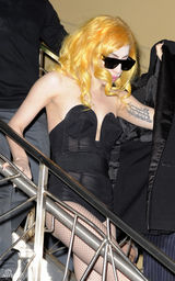 幻灯图集：Lady Gaga现身迈阿密 夜游同志俱乐部