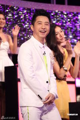 组图：庾澄庆新节目成红娘 空中飞人无暇找伴