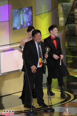 组图：潘玮柏金钟现场上演获视帝情景弥补遗憾