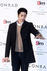 高清组图：李孝利神话Eric秀智等出席严泰雄婚礼