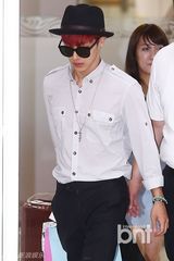 组图：韩团BEAST结束日本演唱会归国亮相机场