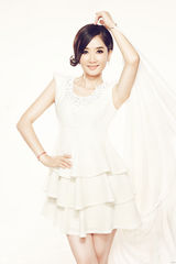 组图：凤凰传奇演唱会票房破九成 写真大片曝光