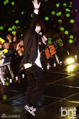 组图：韩团B1A4办“家乡巡演”演绎多彩魅力