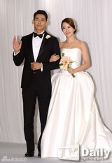 组图：2013春夏明星情侣婚礼大盘点