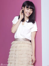 组图：白百何开年封面汇总 海量大片成时尚黑马