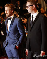 高清；《亡命驾驶》首映 导演与男主演大玩断背吻