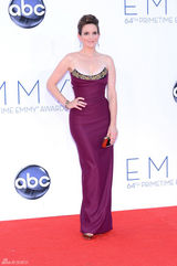 高清图：第64届艾美奖红毯众女星争奇斗艳