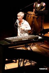 幻灯：周启生举办爵士音乐会 创作歌手不忘发掘新人